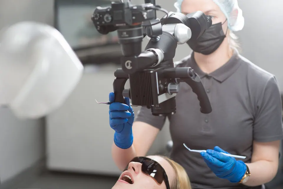 Dental mikroskop